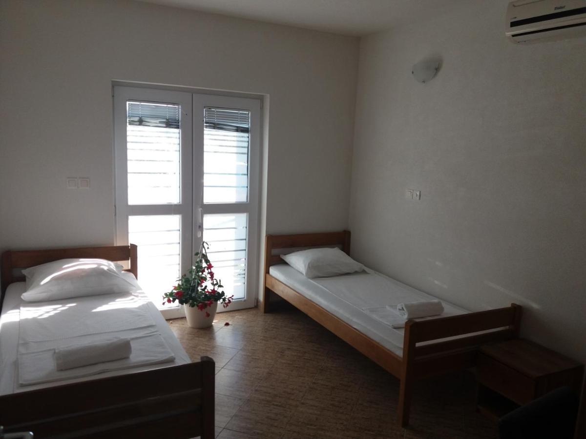 4 Bedroom In Lägenhet *